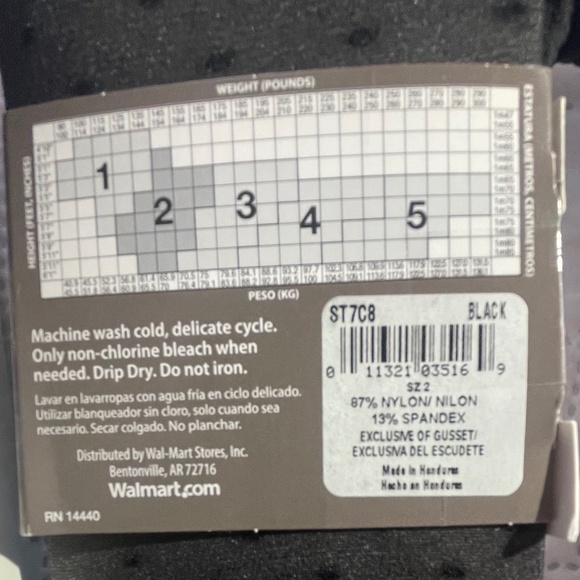 BUNDLE OF NEW NEVER WORN TIGHTS, KNEE HIGHS, NO SHOW SOCKS - Picture 11 of 11